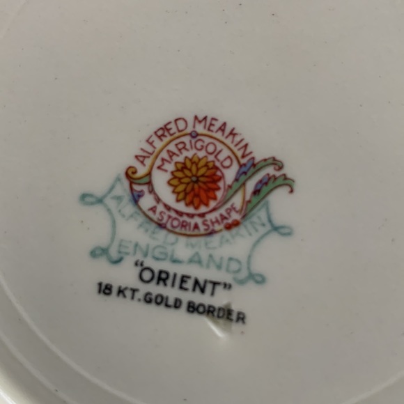 ALFRED MEAKIN MARIGOLD - Vintage Astoria “Orient” Serving Bowl - Picture 3 of 6